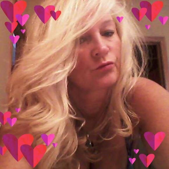 Meet your Posher, Sue - Picture 1 of 1